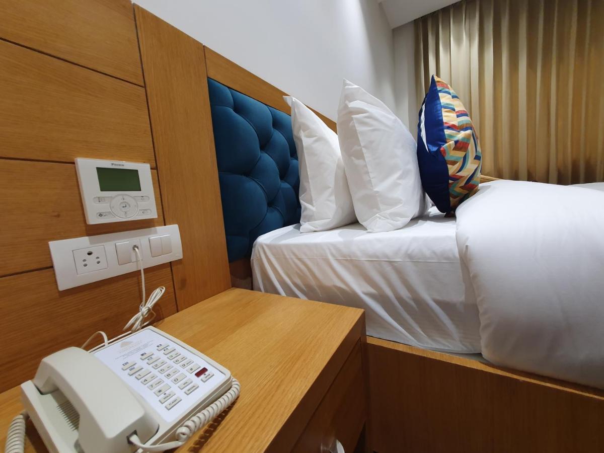 Hotel Classio Royale Amritsar Ngoại thất bức ảnh