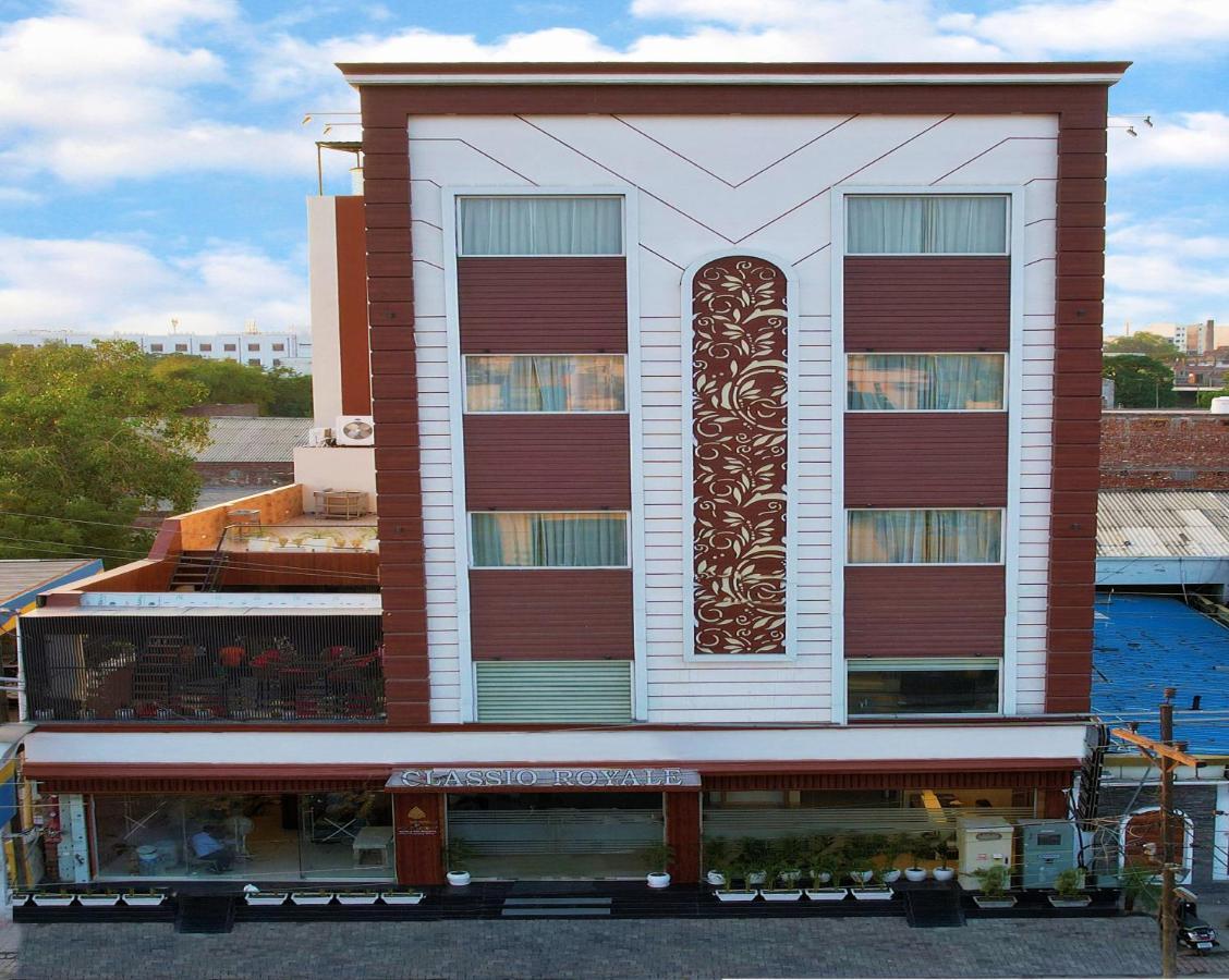 Hotel Classio Royale Amritsar Ngoại thất bức ảnh