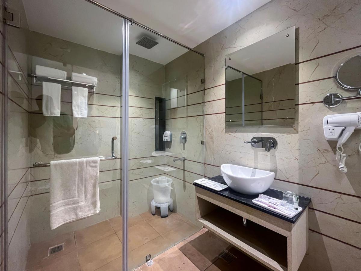 Hotel Classio Royale Amritsar Ngoại thất bức ảnh